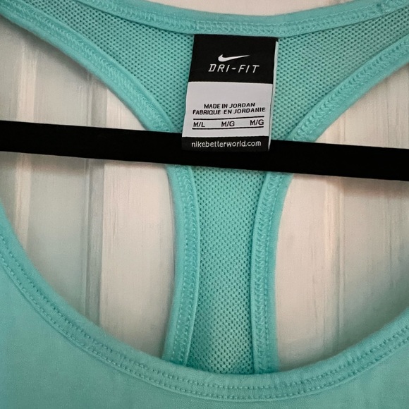 Nike Dri fit racer back tank - Picture 2 of 5